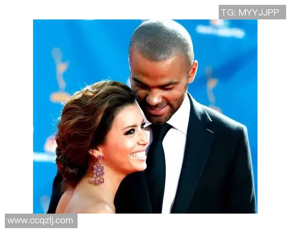 越南足球球星女友成焦点掀起球迷热议引发时尚与体育双重关注